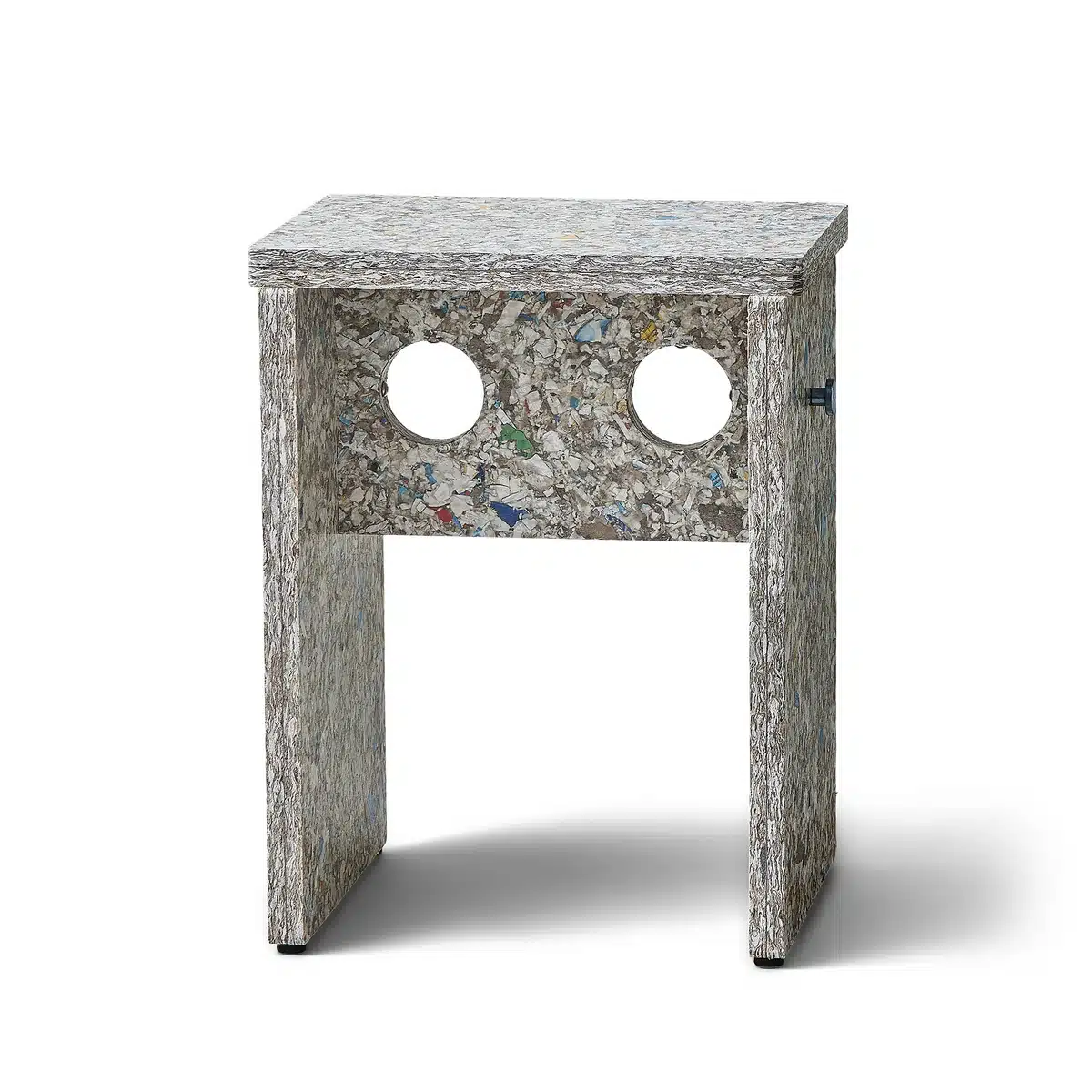 Form & Refine - Remake Hocker