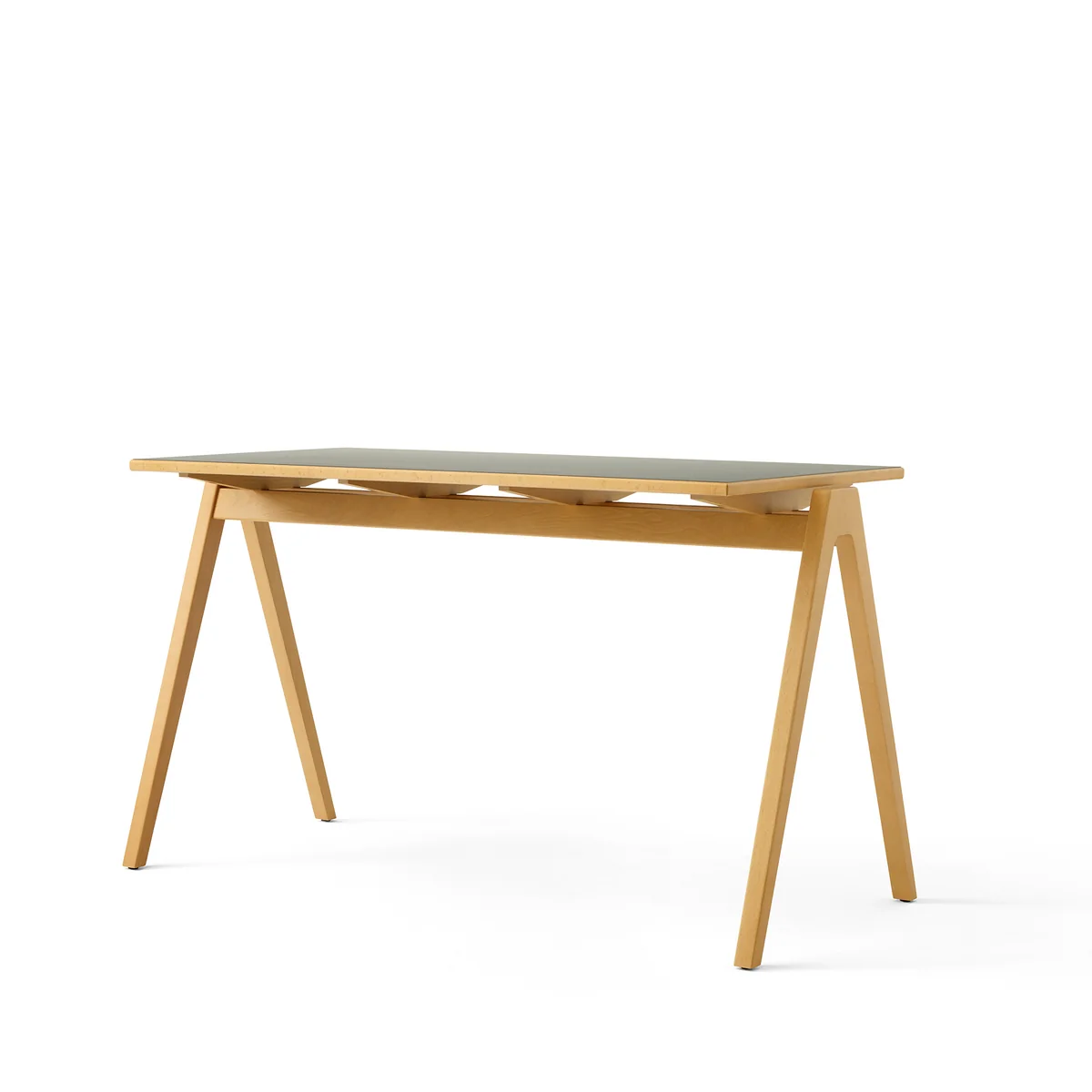 &Tradition - Daystak RD2 Tisch