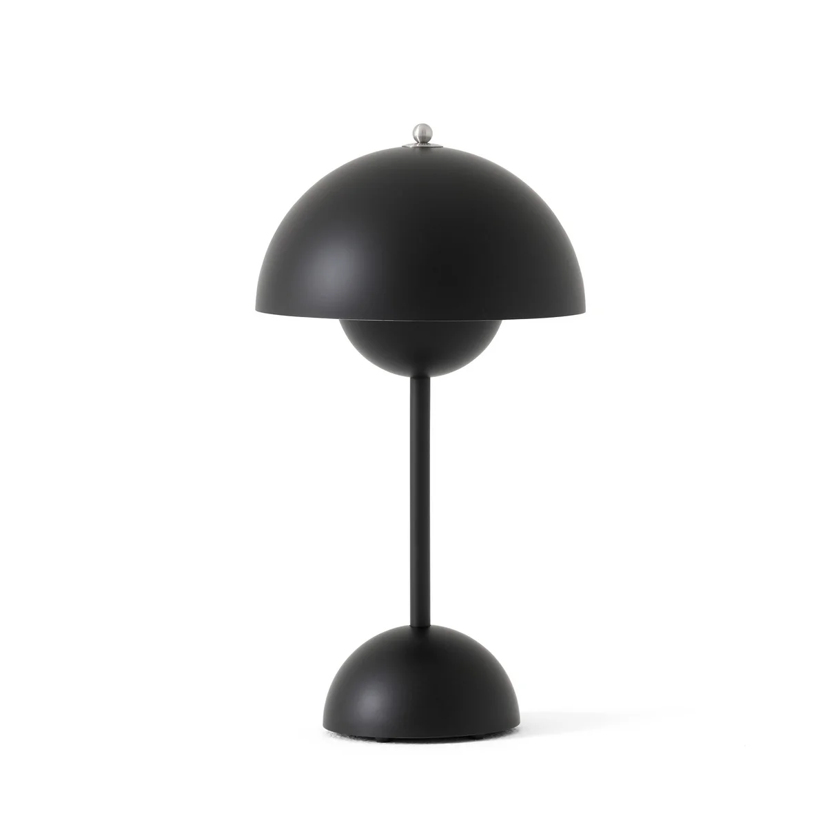 &Tradition - Flowerpot Akku Tischleuchte VP9 mit magnetischem Ladekabel